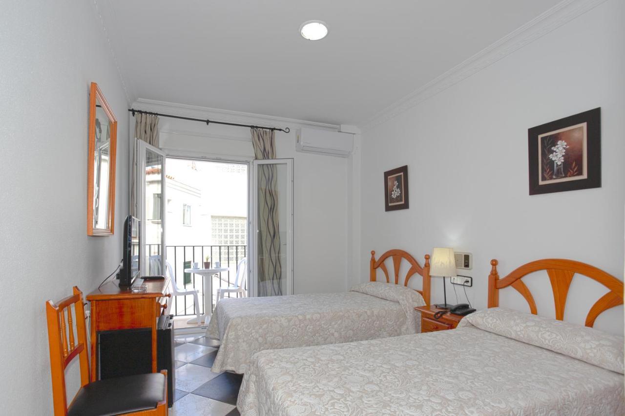 Hotel Oasis Conil De La Frontera Extérieur photo