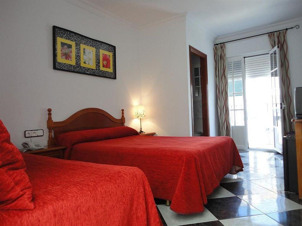 Hotel Oasis Conil De La Frontera Extérieur photo