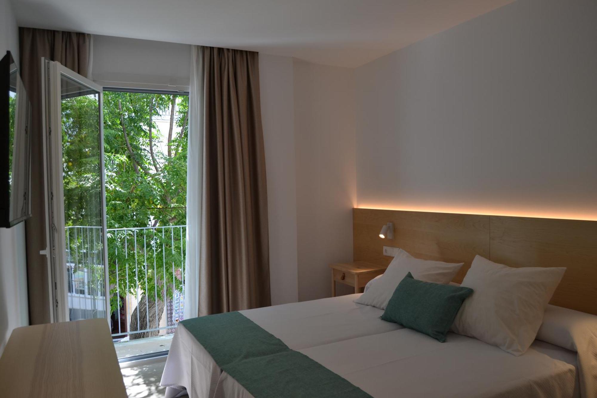 Hotel Oasis Conil De La Frontera Extérieur photo