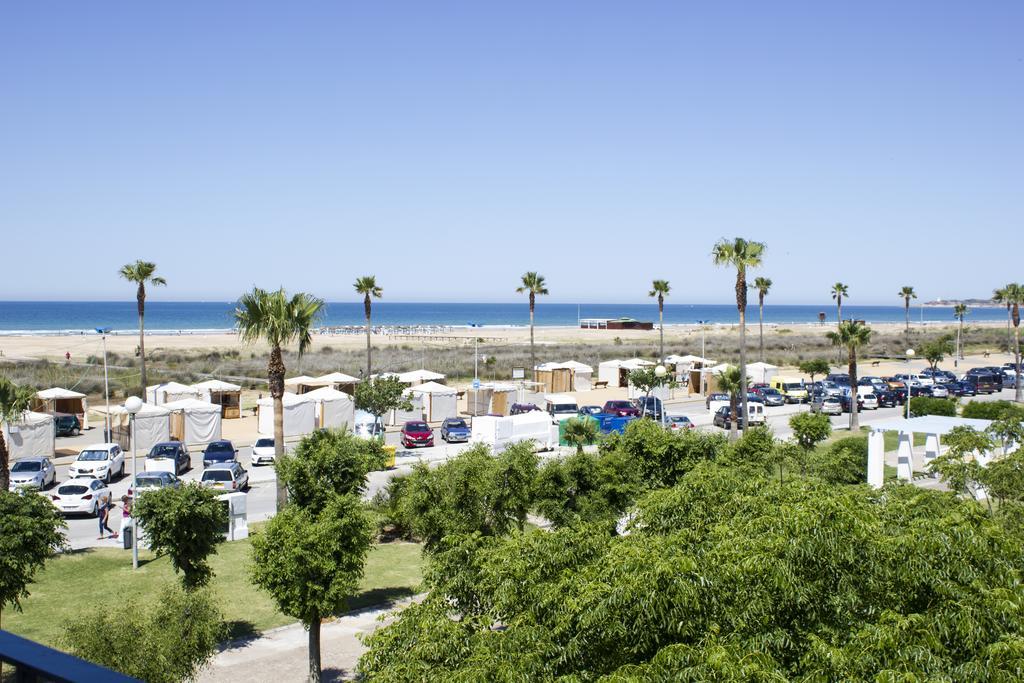 Hotel Oasis Conil De La Frontera Extérieur photo